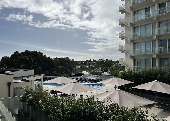 Tasha'S Apartments On Warwick Adelaide